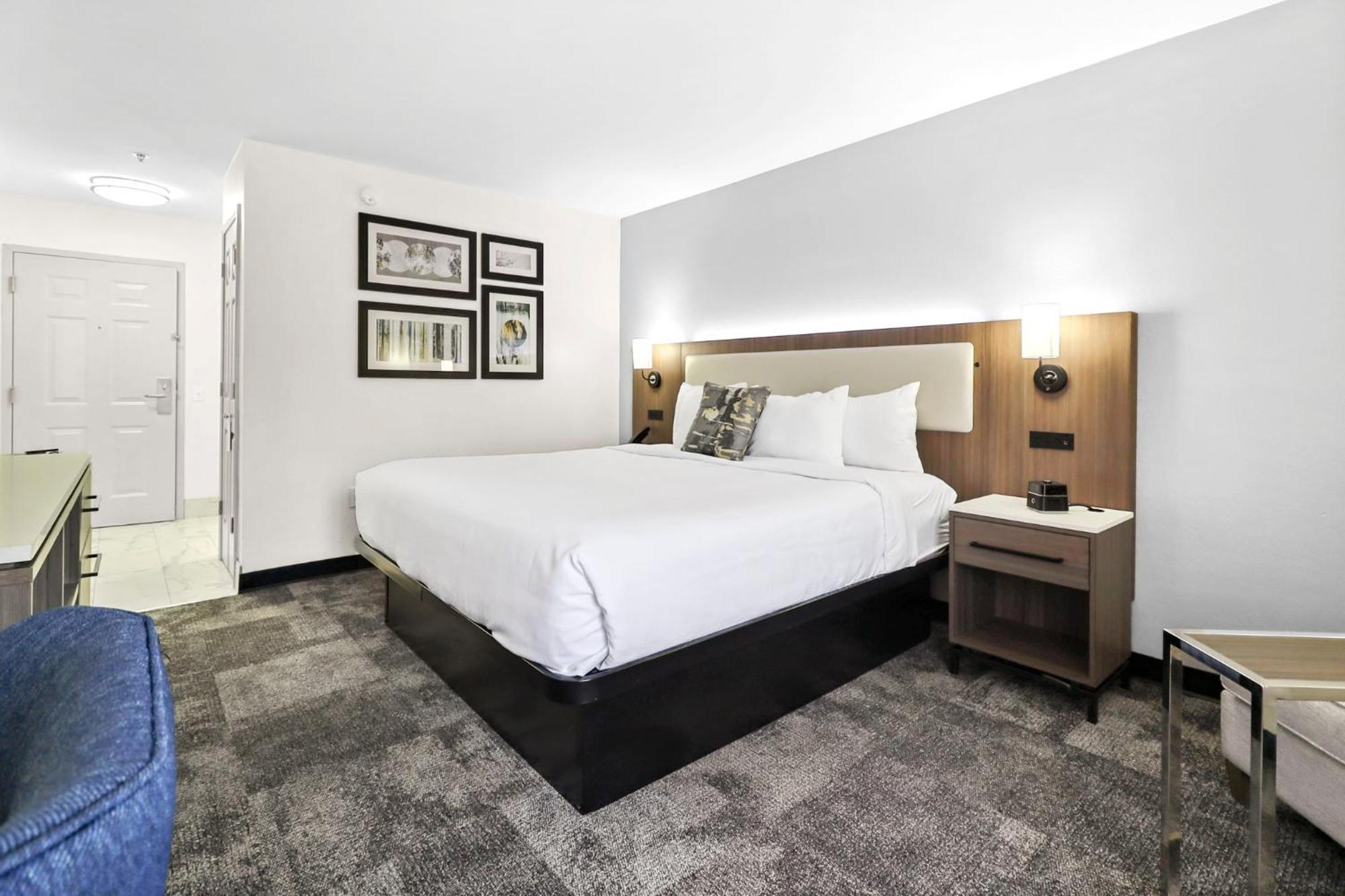 La Quinta By Wyndham Atlanta South - Newnan Hotel Exterior photo
