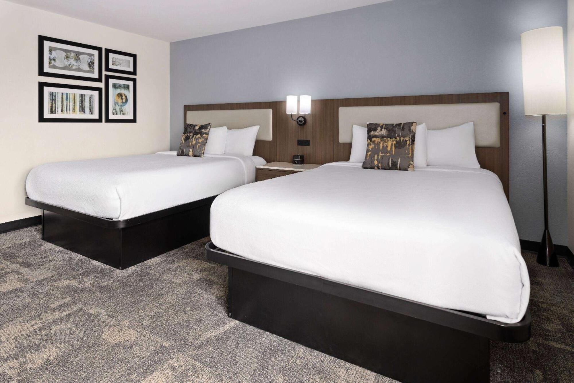 La Quinta By Wyndham Atlanta South - Newnan Hotel Exterior photo
